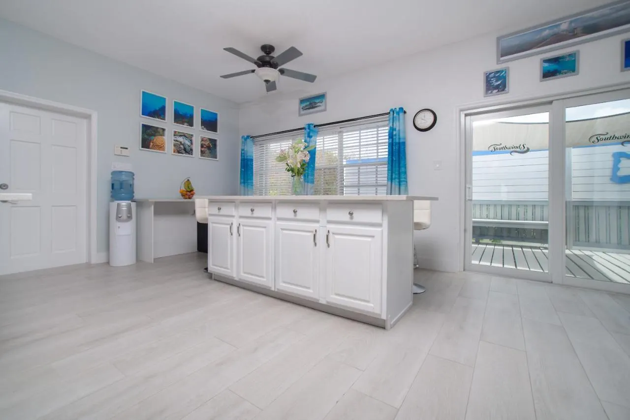 Lighthouse Point Residences West Bay 0*,  Kajmany