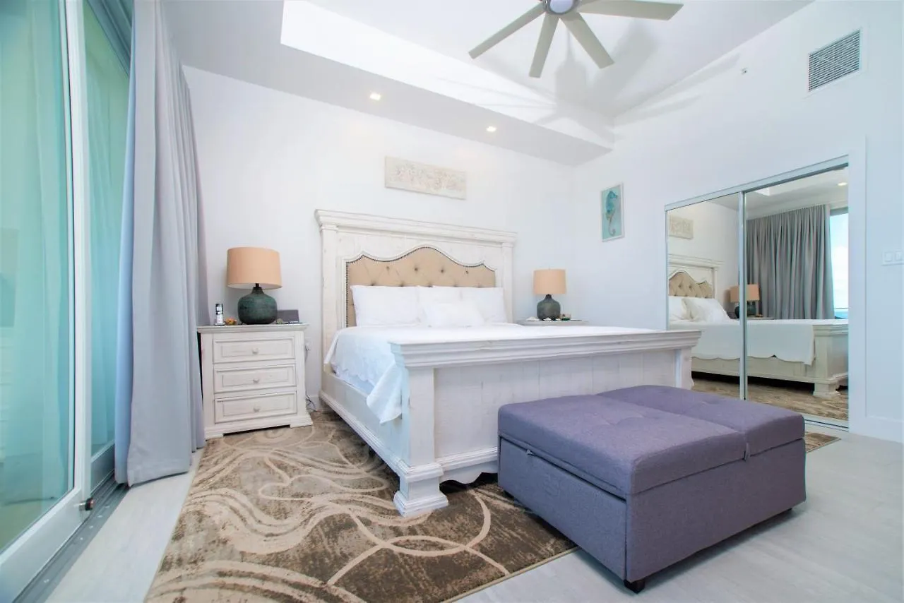 Lighthouse Point Residences West Bay Apartament