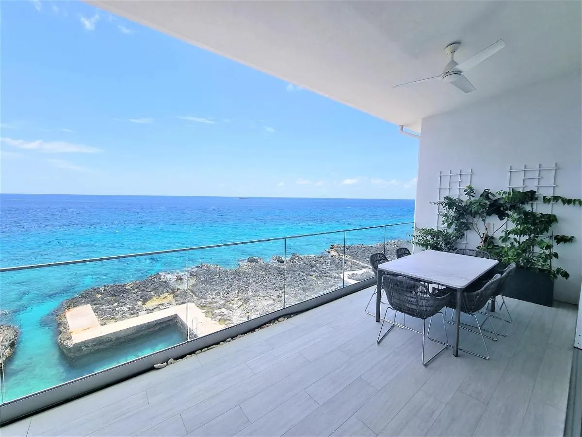 Lighthouse Point Residences West Bay 0*,  Kajmany