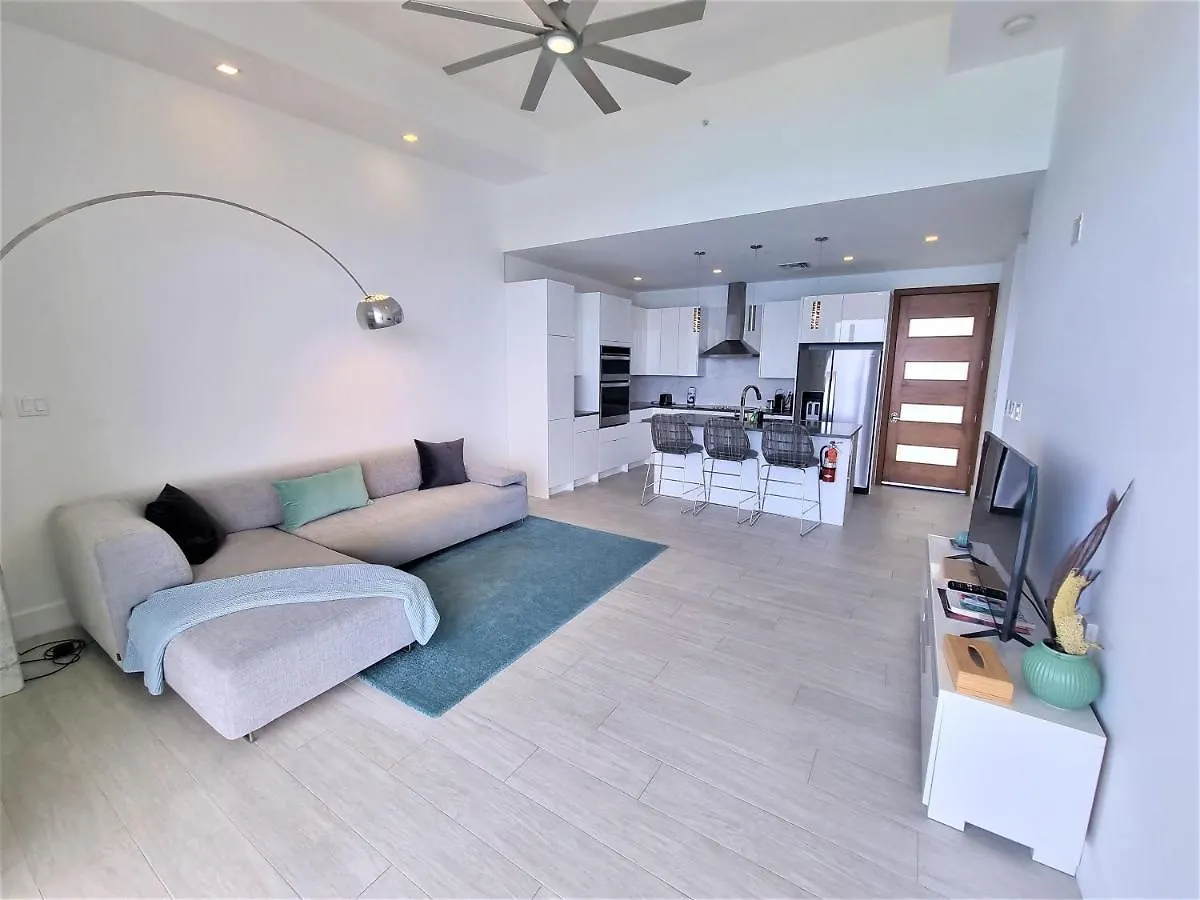 Lighthouse Point Residences West Bay Apartament