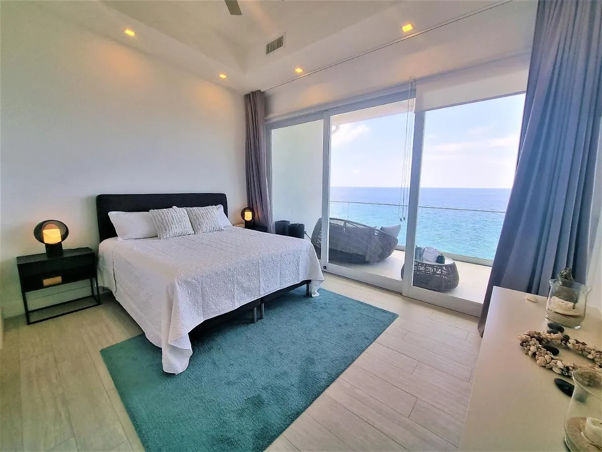 Lighthouse Point Residences West Bay 0*,  Kajmany