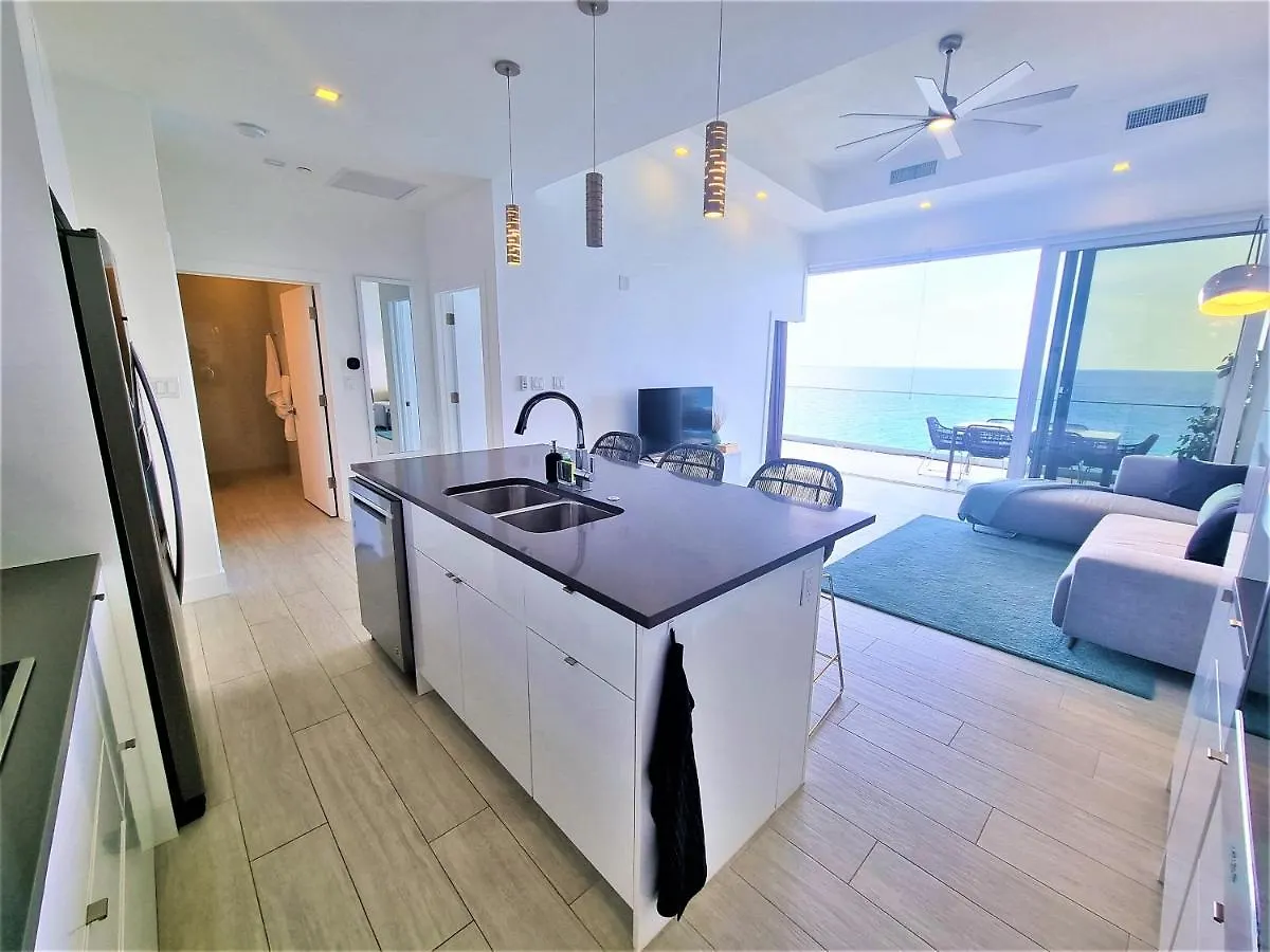 Lighthouse Point Residences West Bay Apartament